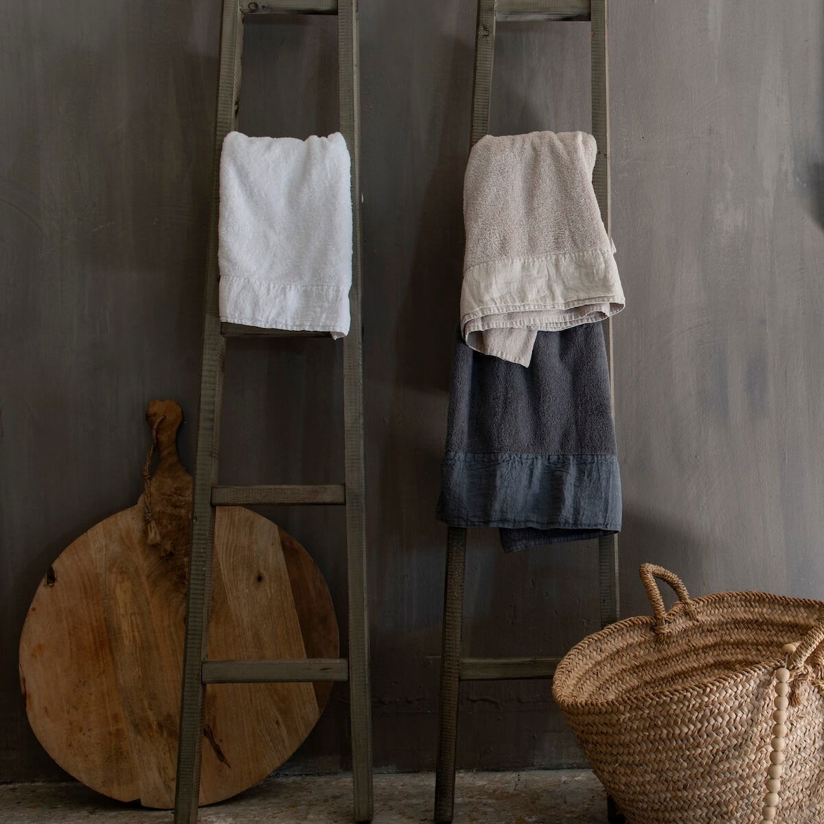 Antibes Handtuch - Dark Grey - Passion for Linen