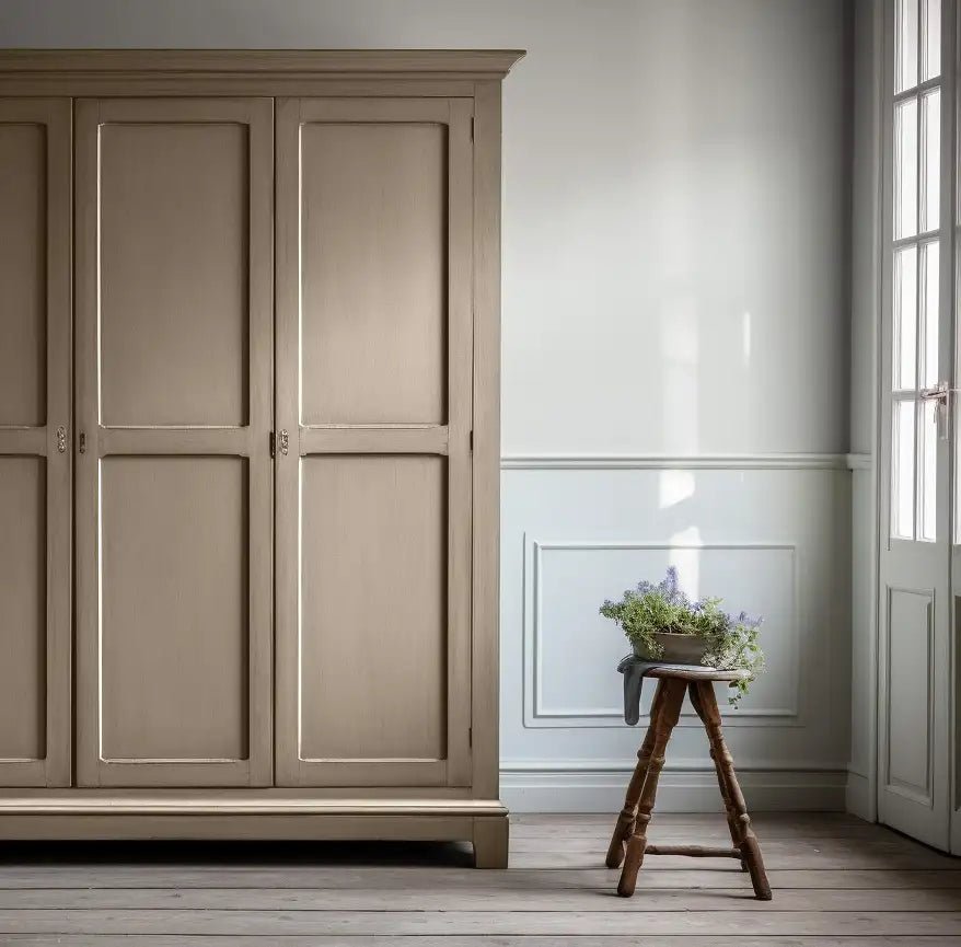 Calico - Painting the Past