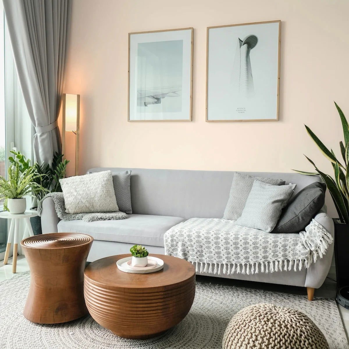 Cameo - Painting the Past