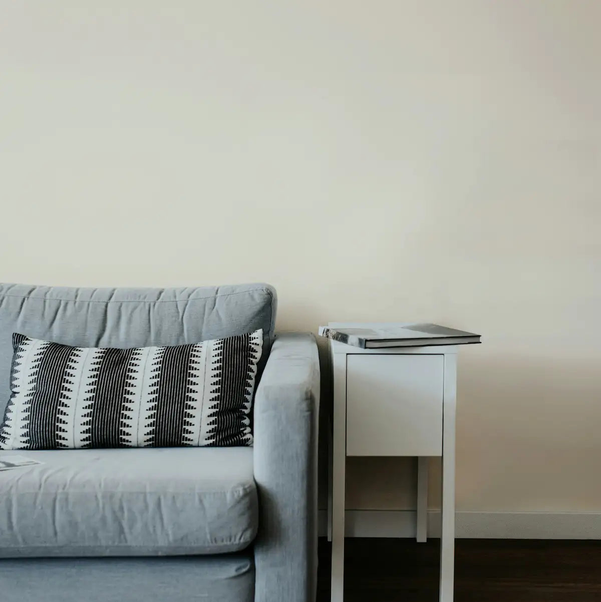 Schrank Country Diary