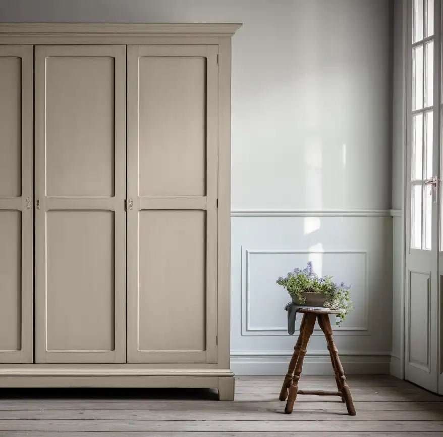 Greige - Painting the Past