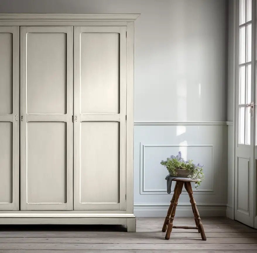 Paper - Painting the Past