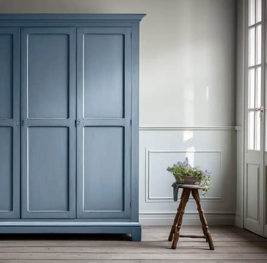 Porcelain - Painting the Past