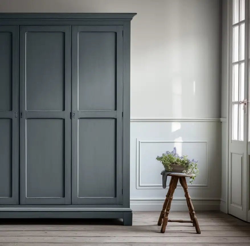 Steel - Painting the Past