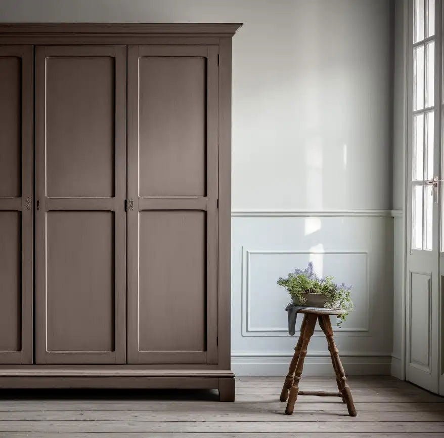 Truffle - Painting the Past