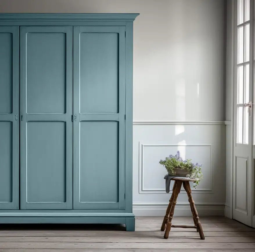 Eucalyptus - Painting the Past