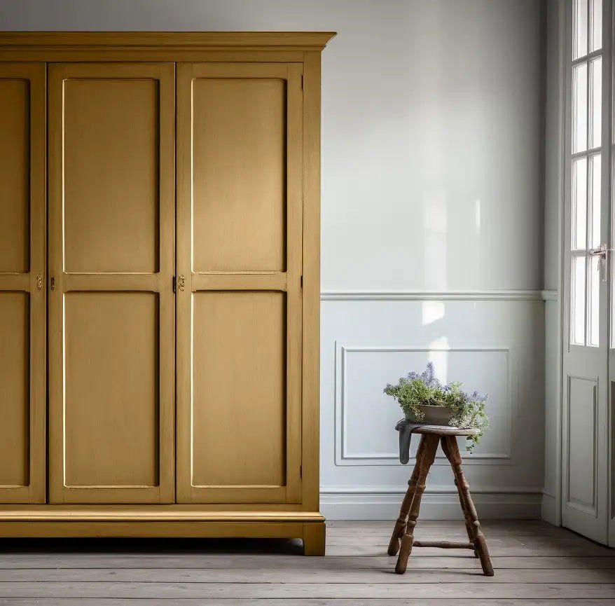 Marigold - Painting the Past