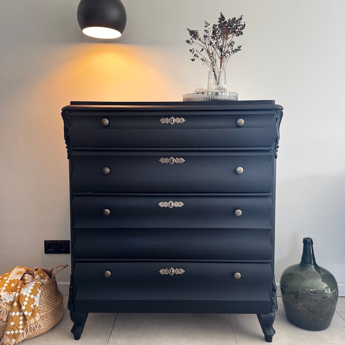 Midnight Black - Möbelfarbe - Paint of Walinoon