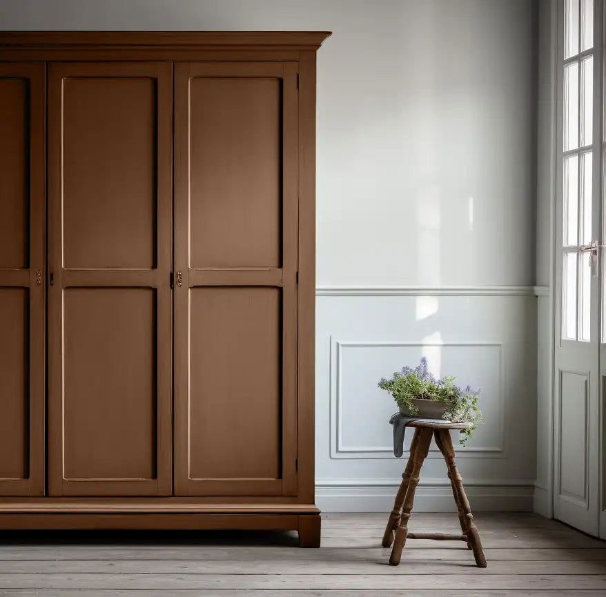 Rusty - Painting the Past